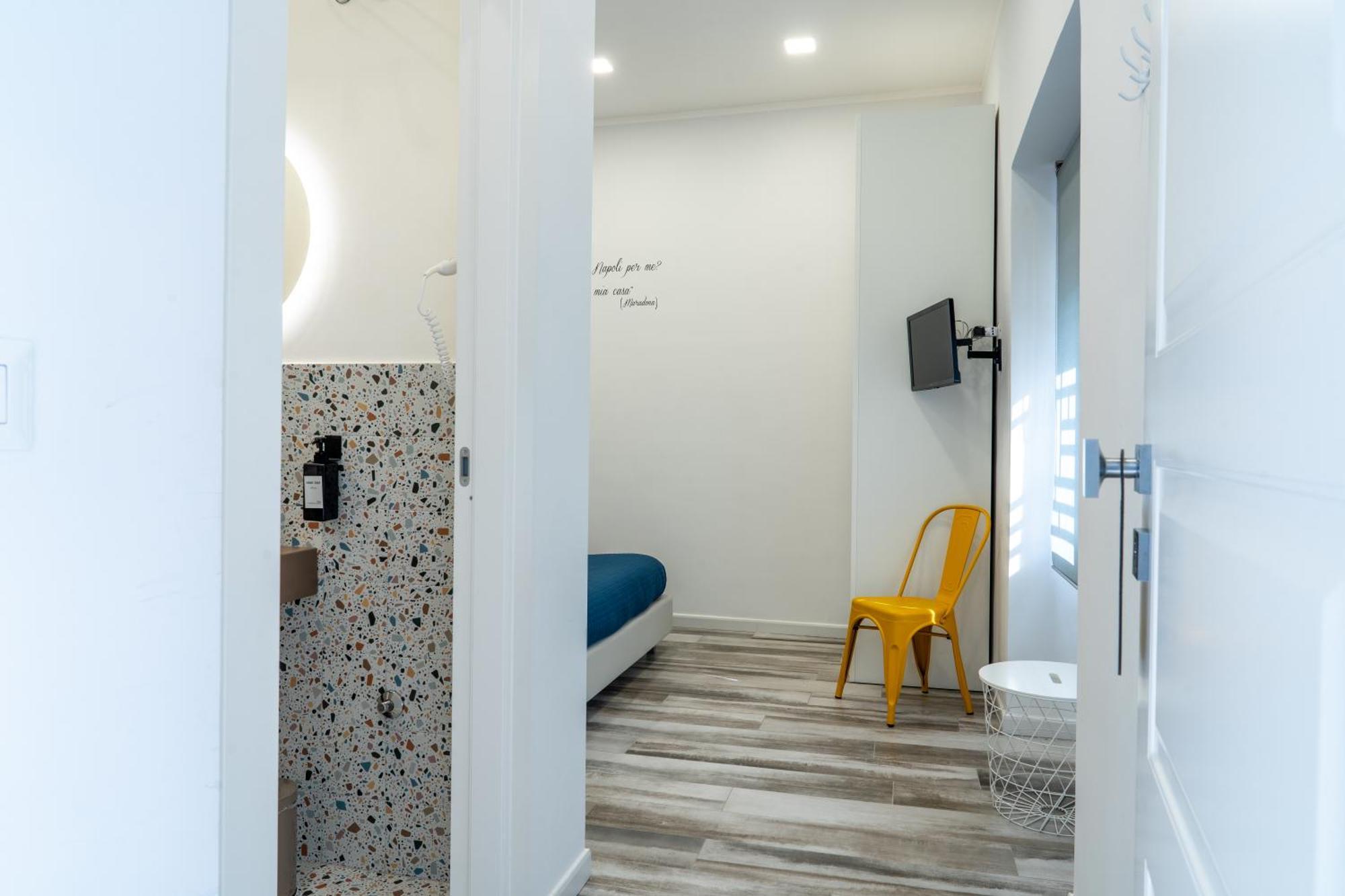 Fara'S House Bed & Breakfast Napoli Cameră foto